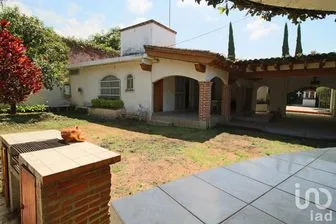 NEX-47195 - Casa en Venta, con 1 recamara, con 2 baños, con 136 m2 de construcción en Insurgentes, CP 62200, Morelos.