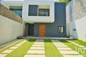 NEX-54948 - Casa en Venta, con 3 recamaras, con 5 baños, con 367 m2 de construcción en Delicias, CP 62330, Morelos.