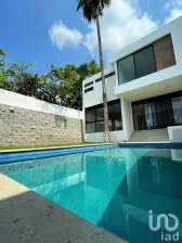 NEX-98515 - Casa en Venta, con 4 recamaras, con 4 baños, con 225 m2 de construcción en Rancho Cortes, CP 62120, Morelos.