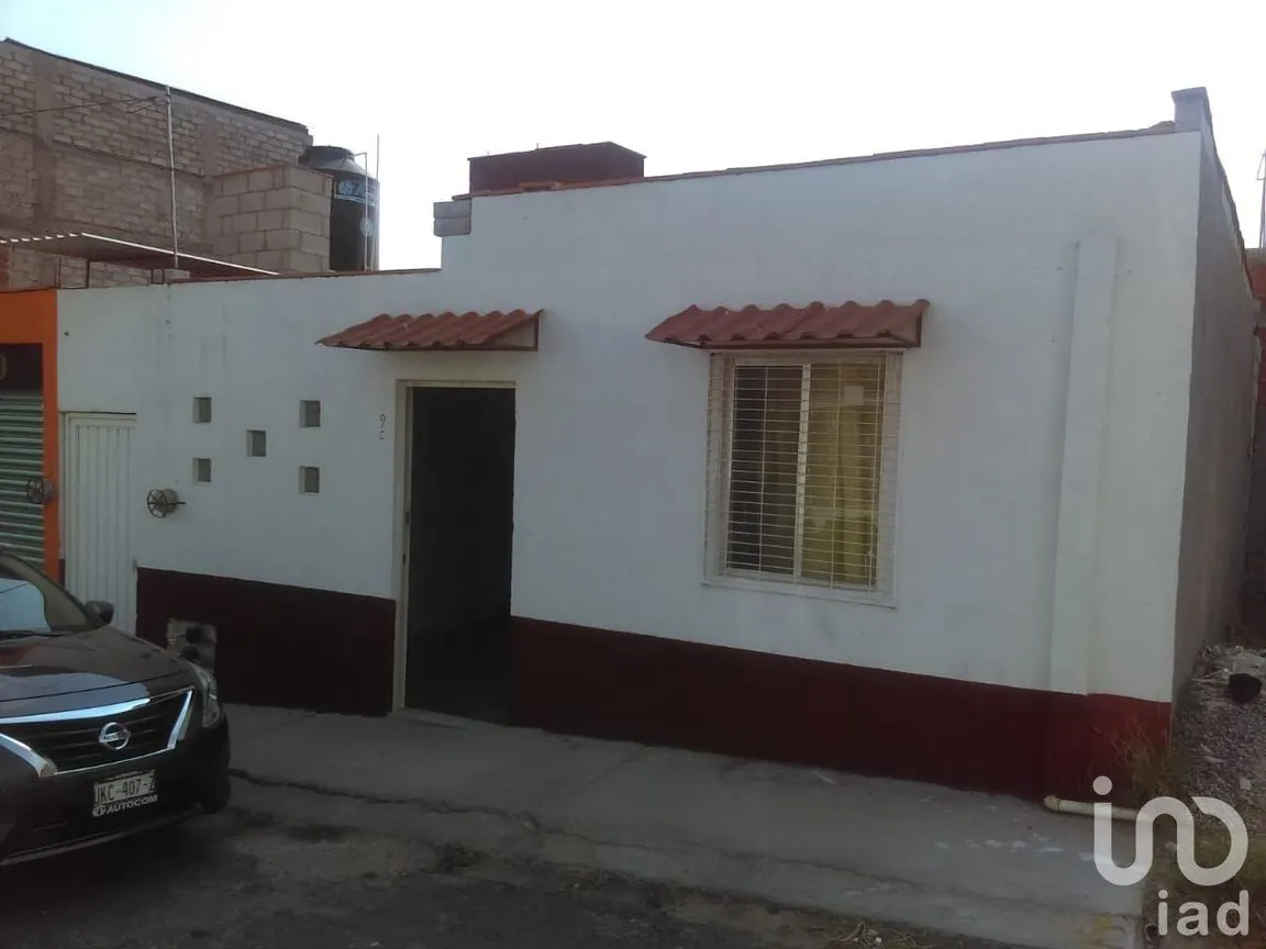 Casa en Venta en Jardines de Santiago, Querétaro, Querétaro | NEX-28552 | iad México | Foto 1 de 17