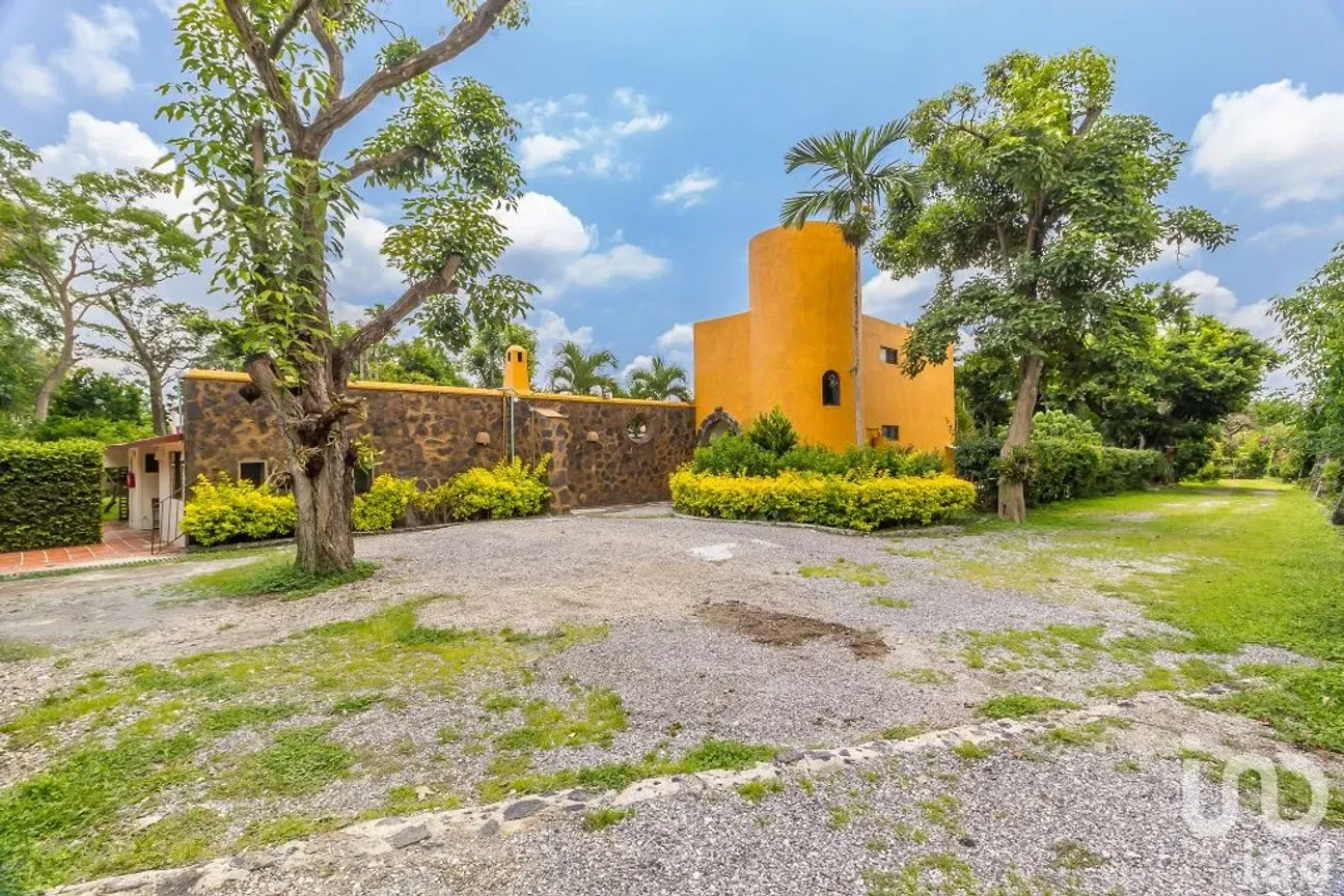 Casa en Venta en Acapatzingo, Cuernavaca, Morelos | NEX-182085 | iad México | Foto 6 de 42