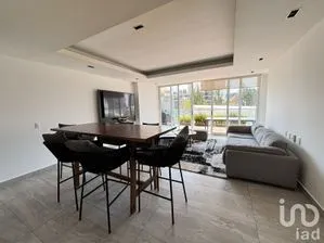 NEX-242277 - Departamento en Renta, con 2 recamaras, con 2 baños, con 242 m2 de construcción.