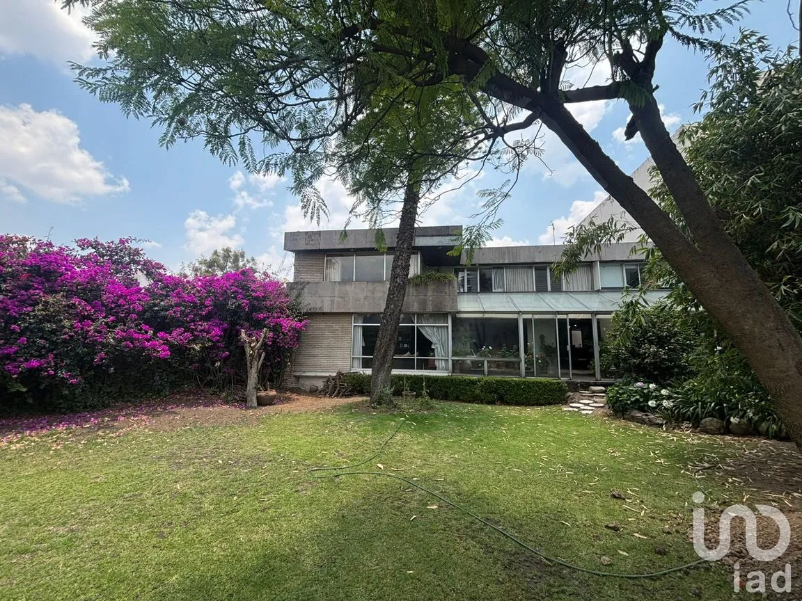 Casa en Venta en Lomas de Tecamachalco, Naucalpan de Juárez, México | NEX-249358 | iad México | Foto 2 de 36