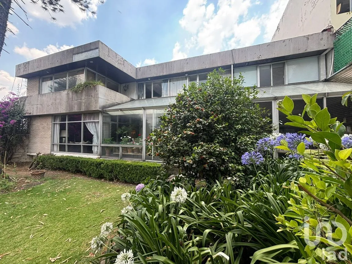 Casa en Venta en Lomas de Tecamachalco, Naucalpan de Juárez, México | NEX-249358 | iad México | Foto 1 de 36