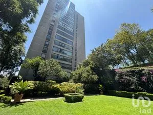NEX-254956 - Departamento en Venta, con 2 recamaras, con 2 baños, con 279 m2 de construcción.