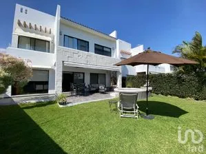 NEX-289511 - Casa en Venta, con 3 recamaras, con 2 baños, con 171 m2 de construcción en Palo Escrito (Colonia Benito Juárez), CP 62765, Morelos.