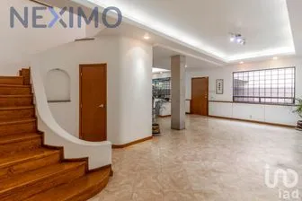 NEX-48949 - Casa en Venta, con 4 recamaras, con 2 baños, con 315 m2 de construcción en Roma Sur, CP 06760, Ciudad de México.