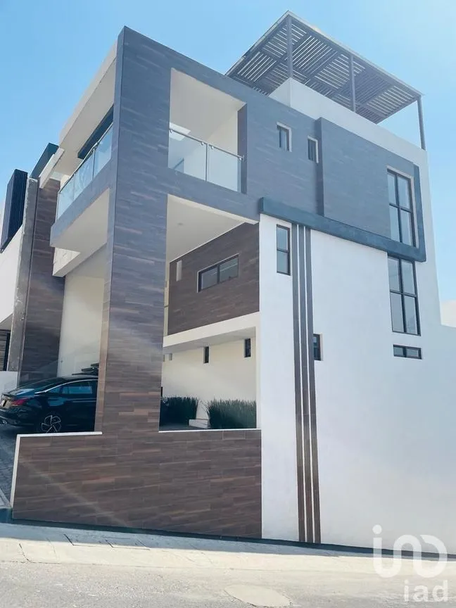 Casa en Venta en Bosque Esmeralda, Atizapán de Zaragoza, México | NEX-182526 | iad México | Foto 2 de 9