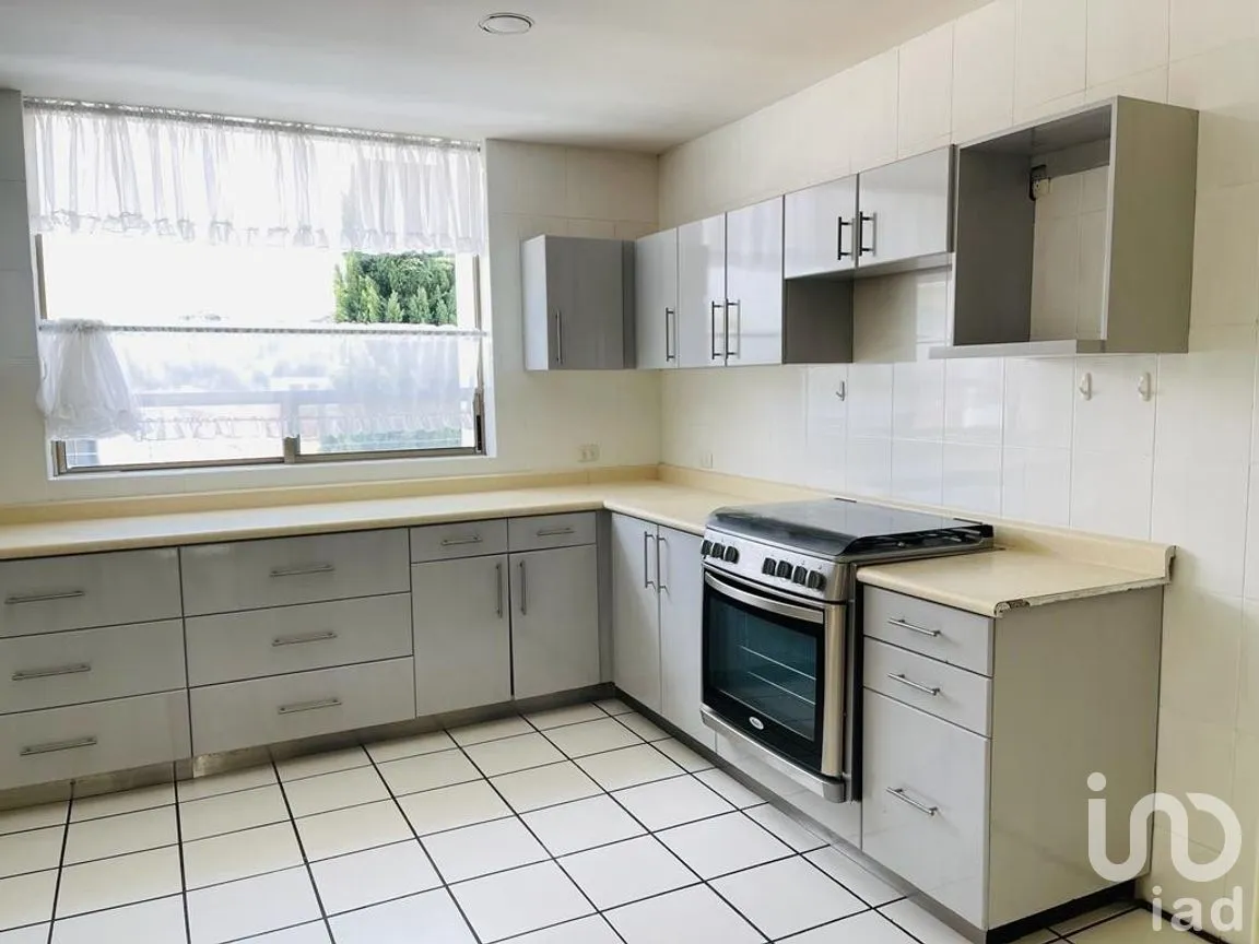 Casa en Venta en Lomas Verdes 6a Sección, Naucalpan de Juárez, México | NEX-183647 | iad México | Foto 2 de 17