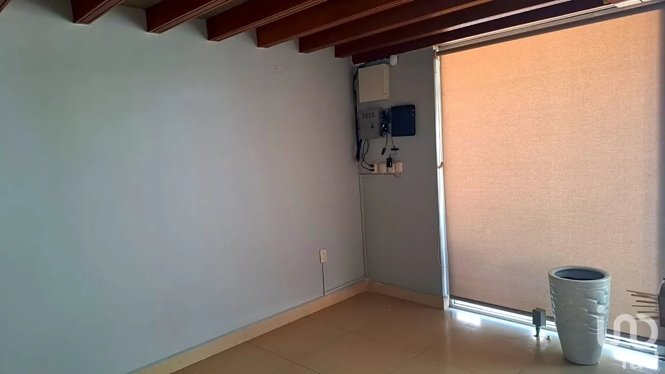Oficina en Renta en Jardines del Moral, León, Guanajuato | NEX-295882 | iad México | Foto 1 de 6