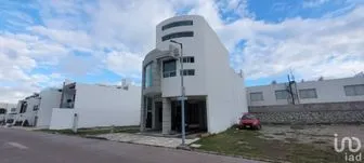 NEX-156072 - Casa en Renta, con 3 recamaras, con 3 baños, con 300 m2 de construcción en Jade Residencial, CP 42084, Hidalgo.