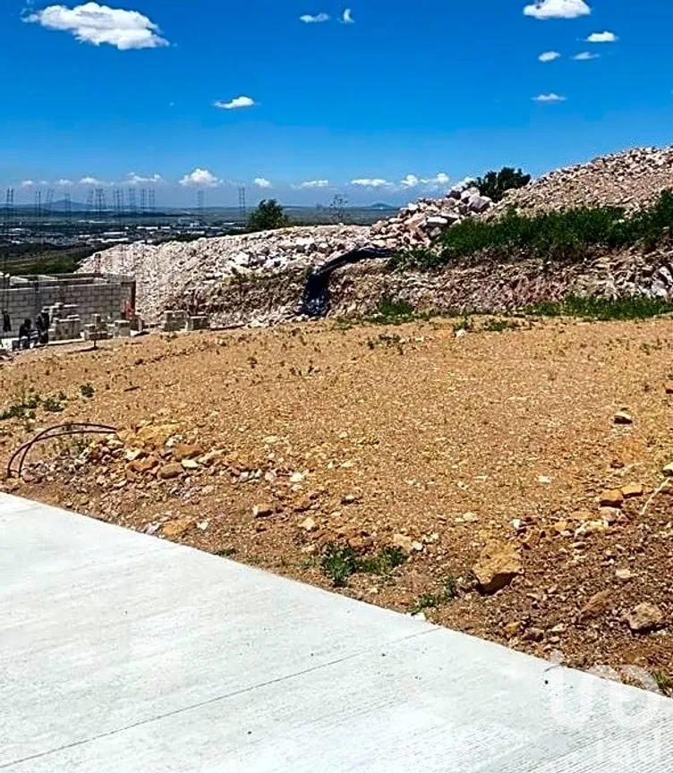 Terreno en Venta en Pachuquilla, Mineral de la Reforma, Hidalgo | NEX-259054 | iad México | Foto 8 de 14