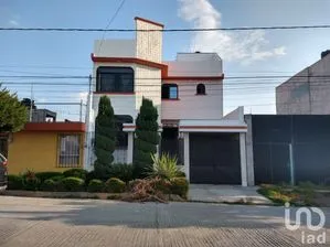 NEX-33883 - Casa en Renta, con 3 recamaras, con 2 baños, con 250 m2 de construcción en PRI Chacón, CP 42186, Hidalgo.