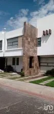 NEX-34298 - Casa en Renta, con 3 recamaras, con 2 baños, con 165 m2 de construcción en Valle del Sol, CP 42082, Hidalgo.