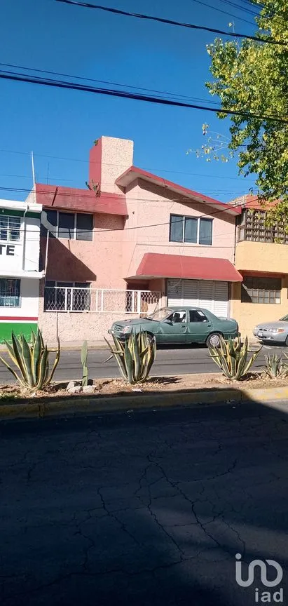 Casa en Venta en Los Cedros, Pachuca de Soto, Hidalgo | NEX-39331 | iad México | Foto 1 de 16