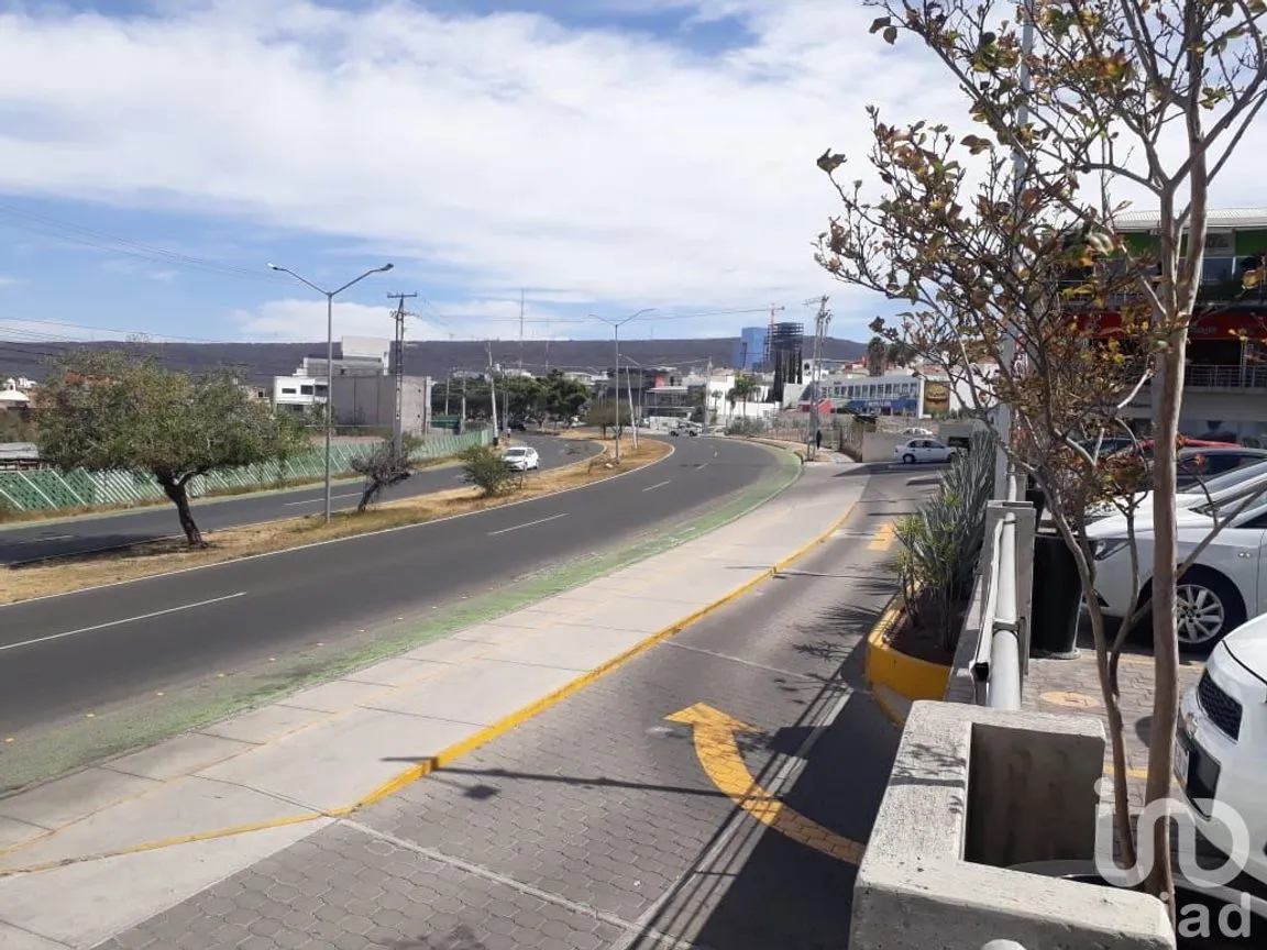 Local en Renta en Centro Sur, Querétaro, Querétaro | NEX-5391 | iad México | Foto 2 de 6