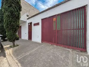 NEX-255674 - Casa en Venta, con 3 recamaras, con 2 baños, con 177 m2 de construcción en Arenal 1a Sección, CP 15600, Ciudad de México.