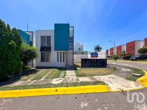 NEX-260165 - Casa en Venta, con 3 recamaras, con 2 baños, con 94 m2 de construcción en Atlacholoaya, CP 62793, Morelos.