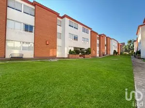 NEX-261595 - Departamento en Renta, con 2 recamaras, con 2 baños, con 95 m2 de construcción.