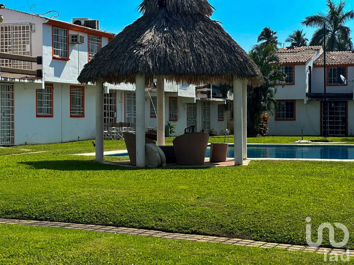 Casa en Venta en Llano Largo, Acapulco de Juárez, Guerrero | NEX-284011 | iad México | Foto 15 de 16