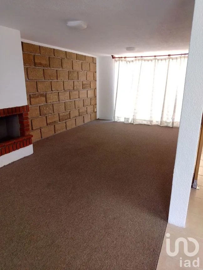 Casa en Venta en San Felipe Tlalmimilolpan, Toluca, México | NEX-257433 | iad México | Foto 2 de 21