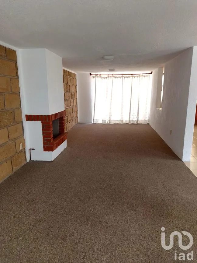 Casa en Venta en San Felipe Tlalmimilolpan, Toluca, México | NEX-257433 | iad México | Foto 3 de 21