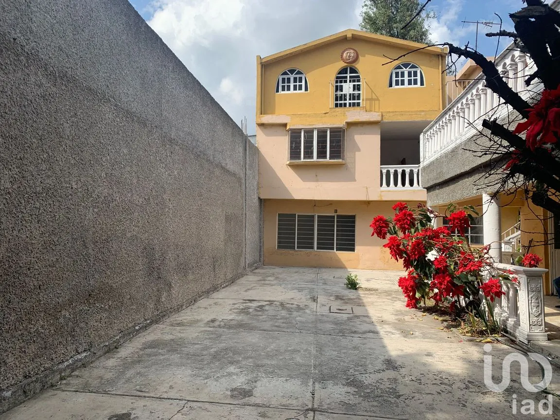 Casa en Venta en Xaltocan, Xochimilco, Ciudad de México | NEX-37641 | iad México | Foto 2 de 16