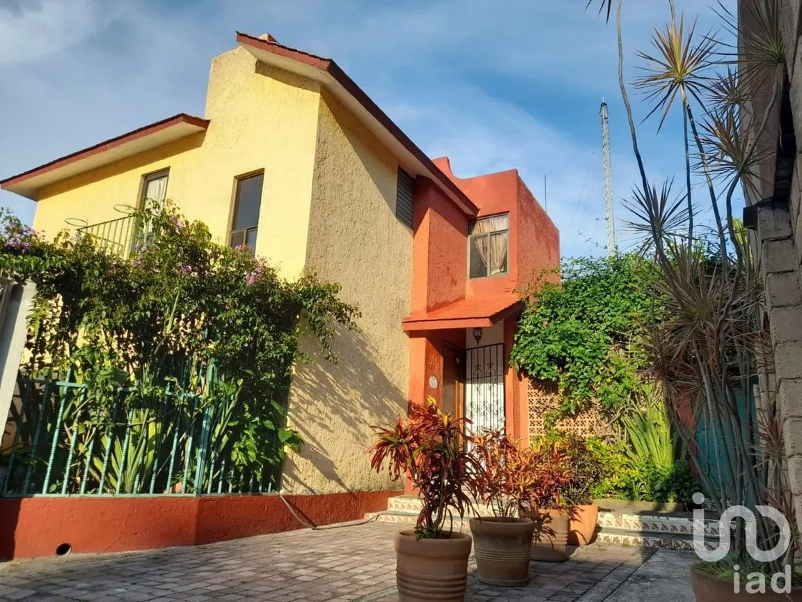 Casa en Venta en Tlaltenango, Cuernavaca, Morelos | NEX-152610 | iad México | Foto 1 de 13