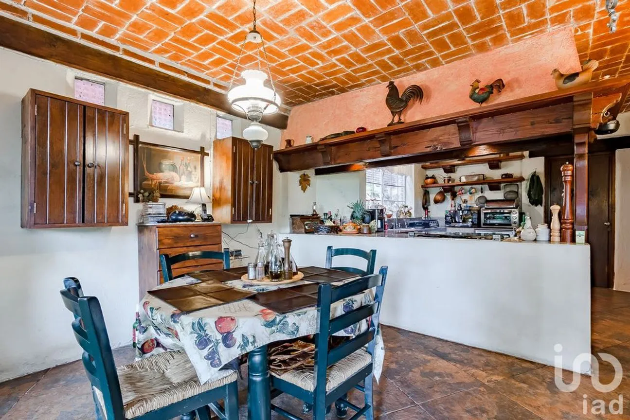 Casa en Venta en Santa María Ahuacatitlán, Cuernavaca, Morelos | NEX-157610 | iad México | Foto 6 de 17