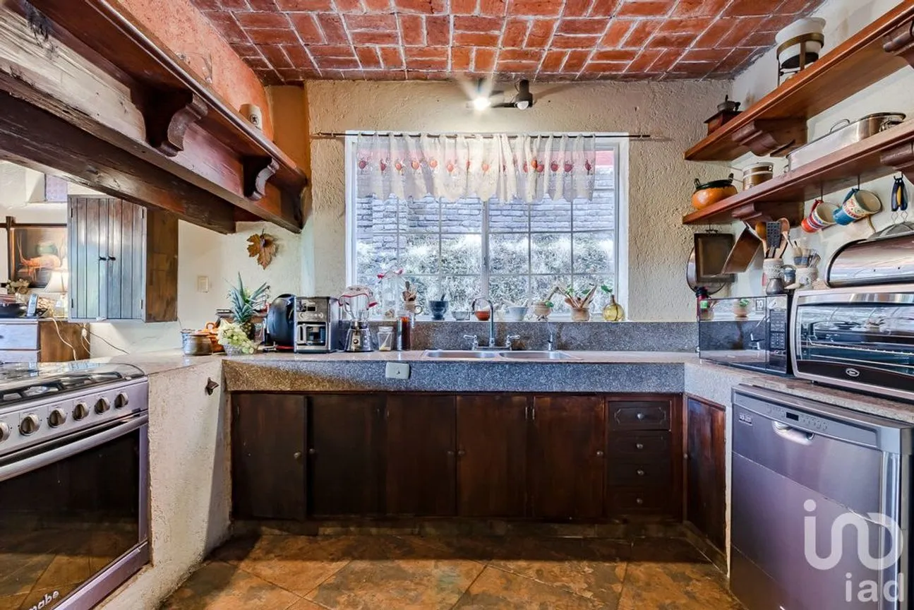 Casa en Venta en Santa María Ahuacatitlán, Cuernavaca, Morelos | NEX-157610 | iad México | Foto 7 de 17