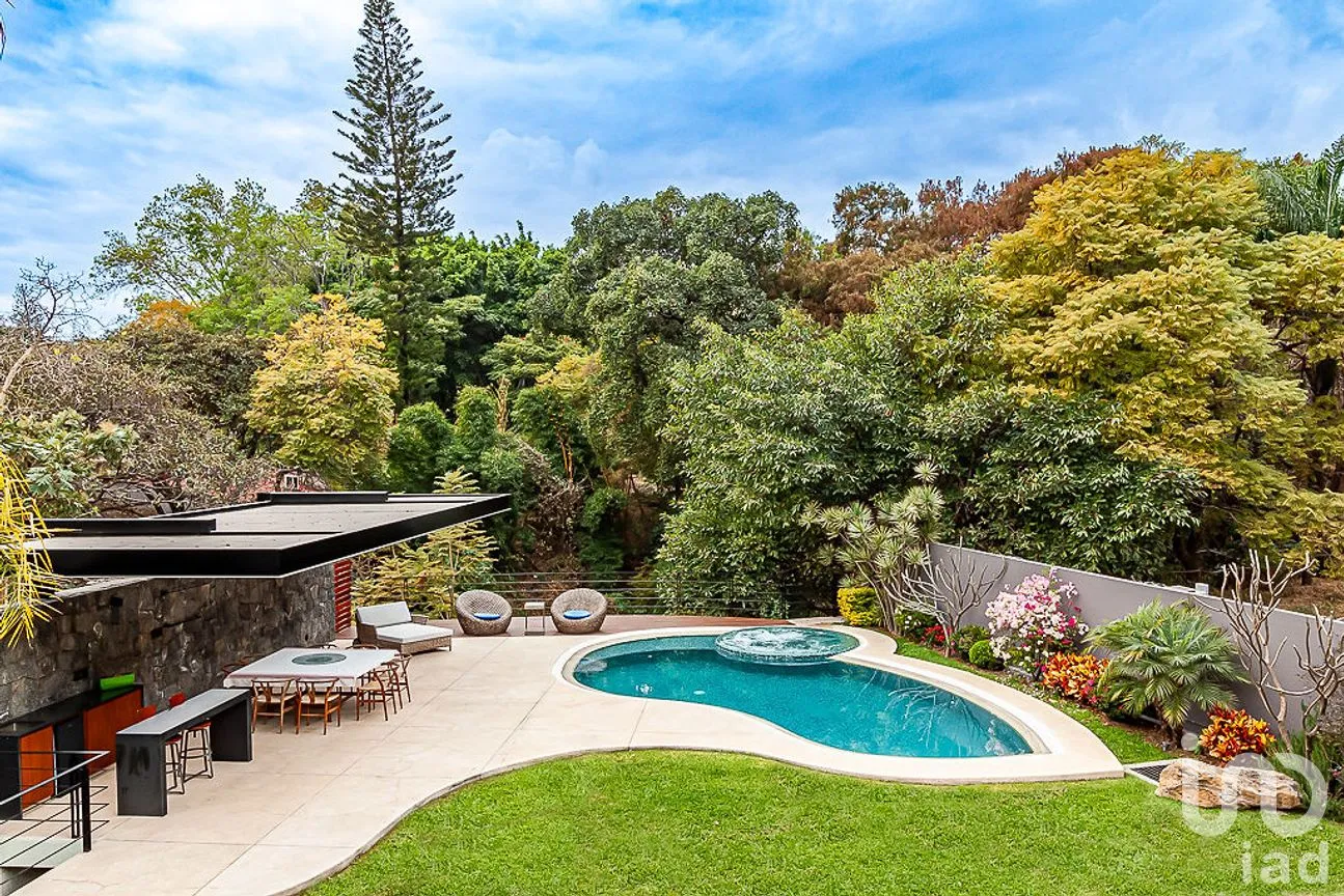 Casa en Venta en Bellavista, Cuernavaca, Morelos | NEX-241053 | iad México | Foto 1 de 15