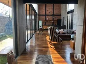 NEX-242281 - Casa en Venta, con 2 recamaras, con 2 baños, con 260 m2 de construcción.