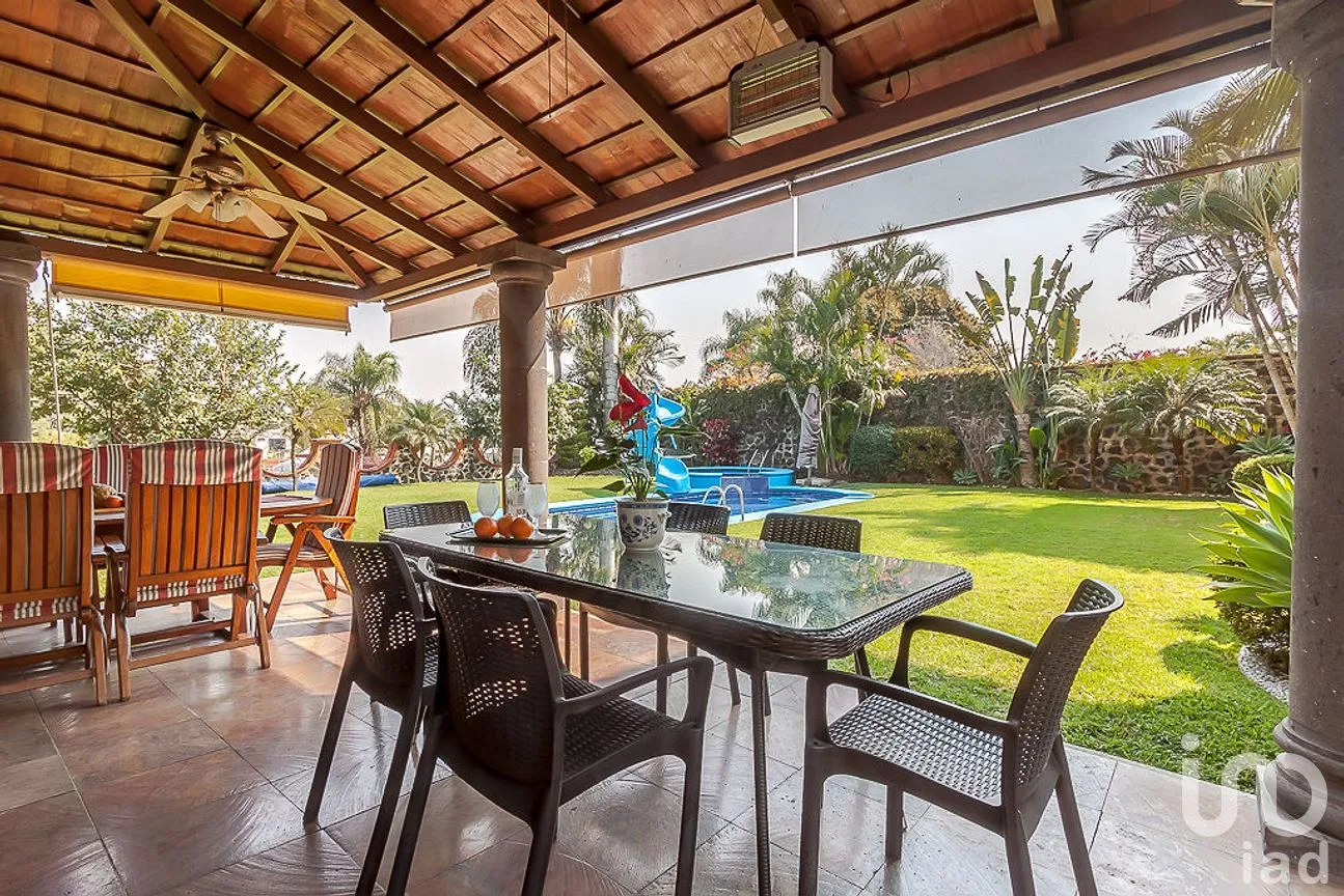 Casa en Venta en Palmira Tinguindin, Cuernavaca, Morelos | NEX-243384 | iad México | Foto 3 de 14