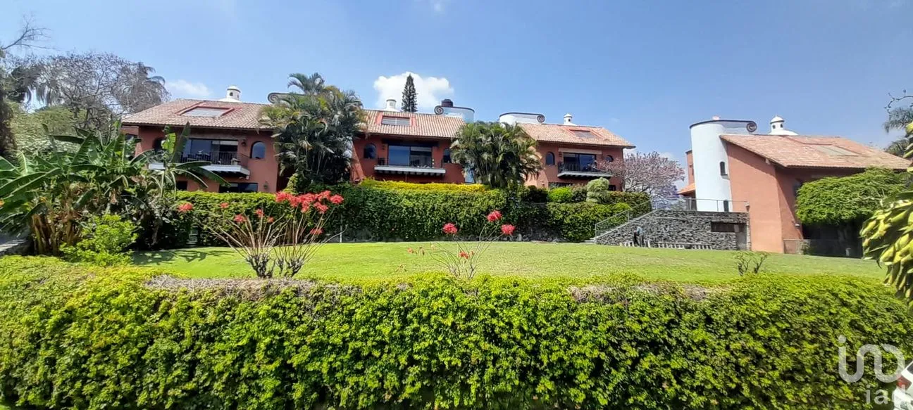 Casa en Venta en Hacienda Tetela, Cuernavaca, Morelos | NEX-244779 | iad México | Foto 2 de 12