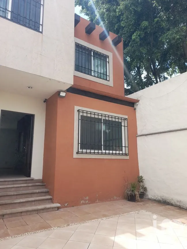 Casa en Renta en Burgos, Temixco, Morelos | NEX-152736 | iad México | Foto 1 de 12