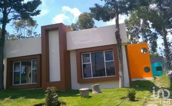 NEX-154217 - Casa en Venta, con 3 recamaras, con 2 baños, con 185 m2 de construcción en Acozac, CP 56537, México.