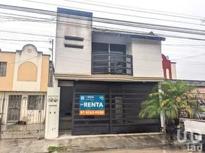 NEX-245825 - Casa en Renta, con 3 recamaras, con 2 baños, con 90 m2 de construcción en Dos Ríos, CP 67134, Nuevo León.