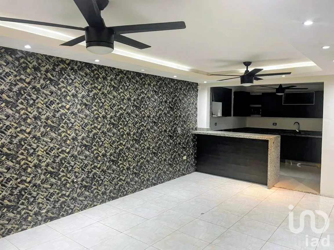 Casa en Venta en Jardines del Canadá, General Escobedo, Nuevo León | NEX-264613 | iad México | Foto 3 de 14