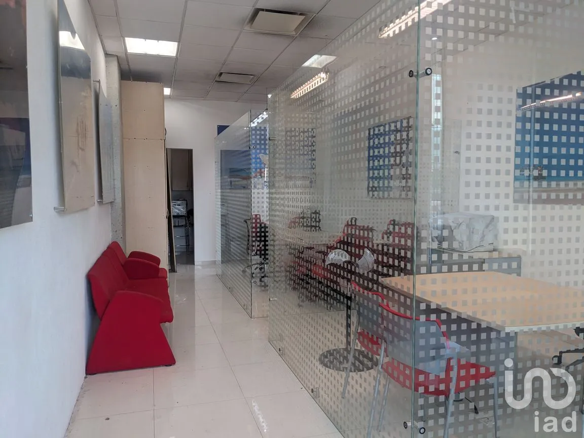 Local en Renta en Leones, Monterrey, Nuevo León | NEX-283215 | iad México | Foto 2 de 9