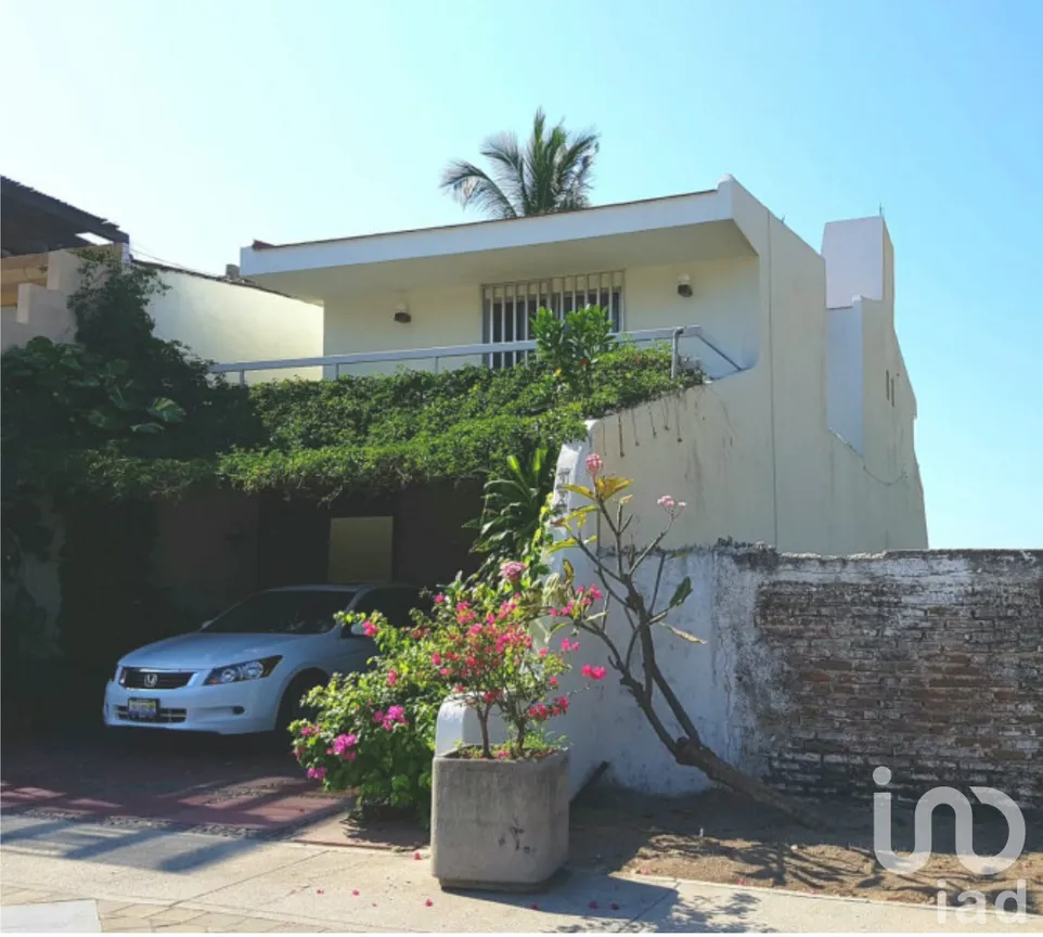 Casa en Venta en Playa Azul, Manzanillo, Colima | NEX-41173 | iad México | Foto 1 de 12