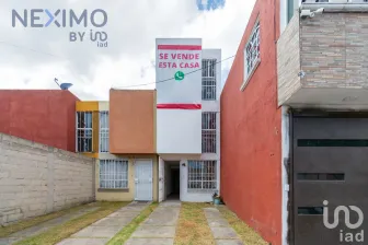 NEX-51112 - Casa en Venta, con 4 recamaras, con 1 baño, con 98 m2 de construcción en Los Héroes III, CP 50246, México.