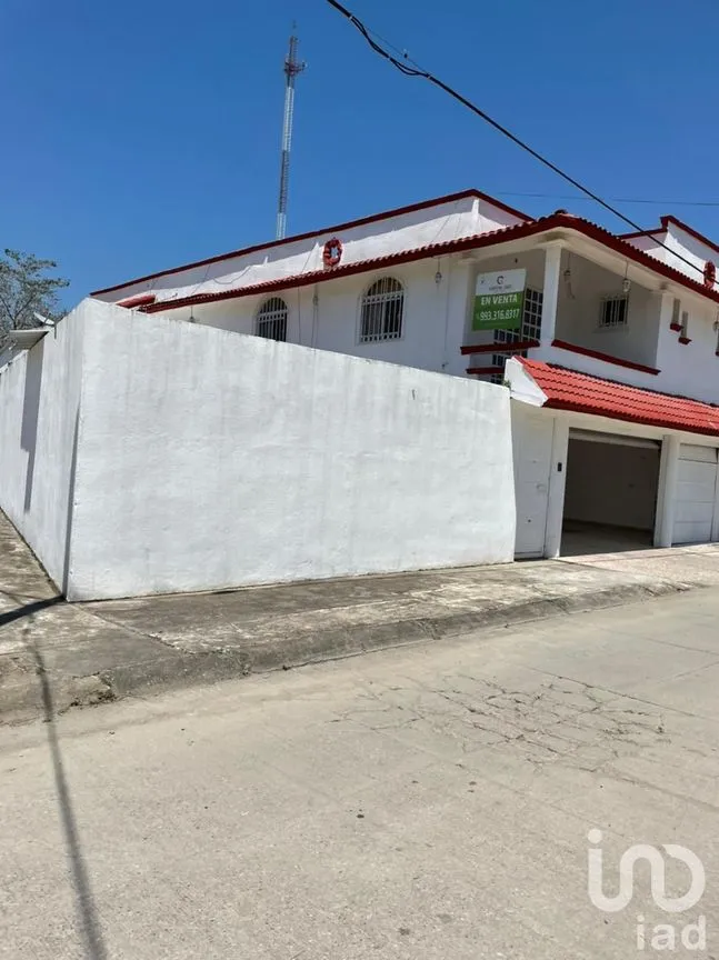 Casa en Venta en Tabscoob, Cárdenas, Tabasco | NEX-53088 | iad México | Foto 1 de 39