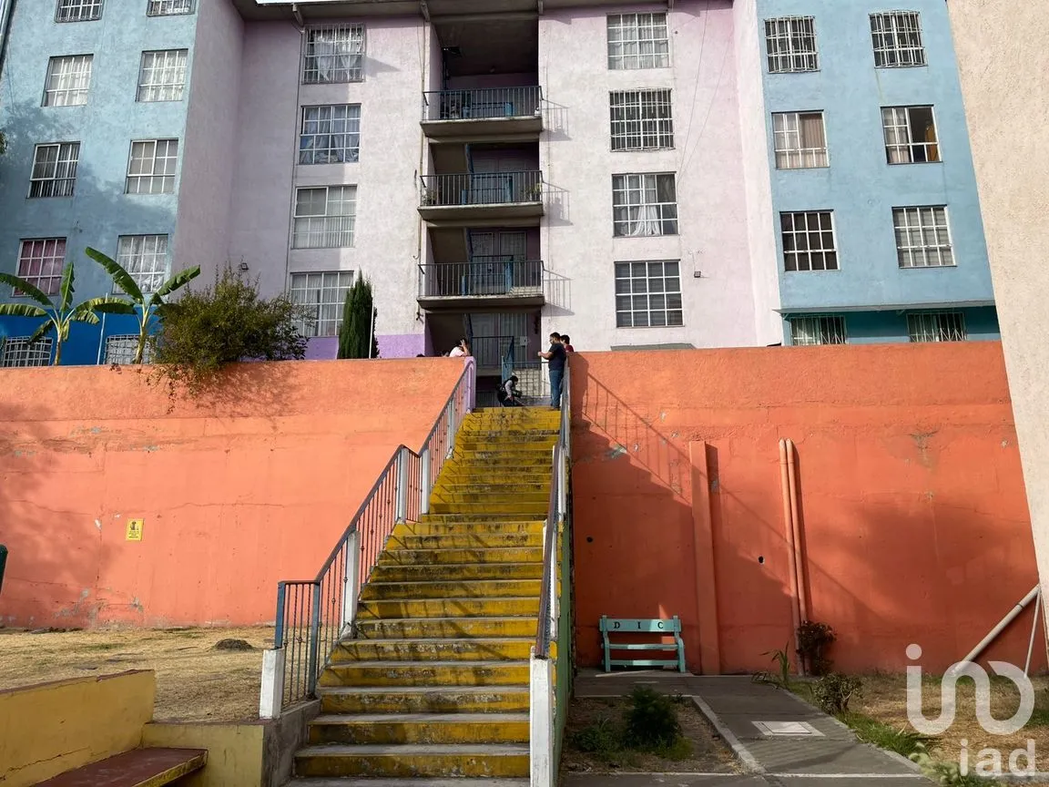 Departamento en Venta en San Pedro Zacatenco, Gustavo A. Madero, Ciudad de México | NEX-298033 | iad México | Foto 2 de 23