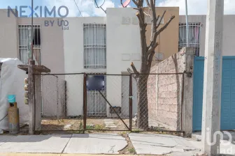 NEX-64548 - Casa en Venta, con 2 recamaras, con 1 baño, con 47 m2 de construcción en Galaxias el Llano, CP 55740, México.