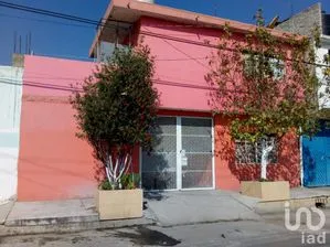 NEX-13584 - Casa en Venta, con 4 recamaras, con 4 baños, con 298 m2 de construcción en San Martín Xico Nuevo, CP 56625, México.