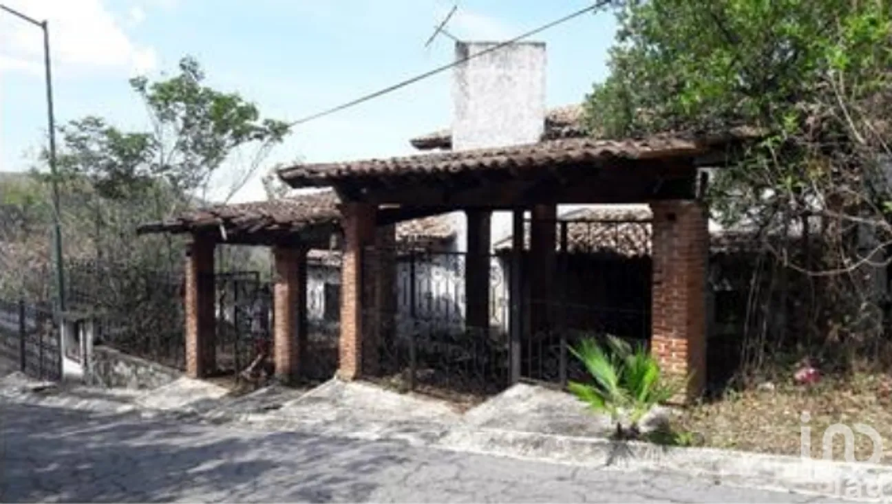 Casa en Venta en Club de Golf Hacienda San Gaspar, Jiutepec, Morelos | NEX-57700 | iad México | Foto 2 de 10
