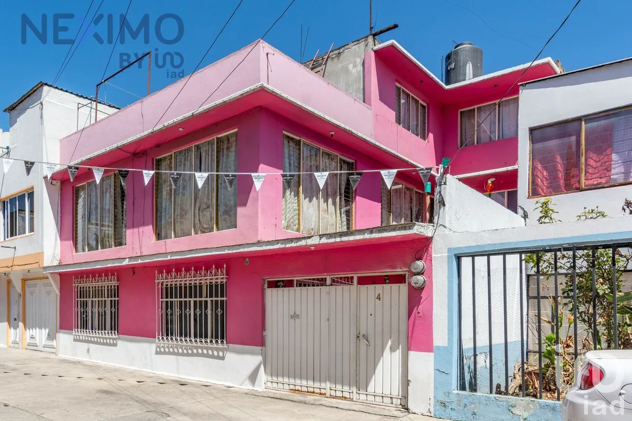Casa en Venta en Santiago Atepetlac, Gustavo A. Madero, Ciudad de México | NEX-144524 | iad México | Foto 1 de 24
