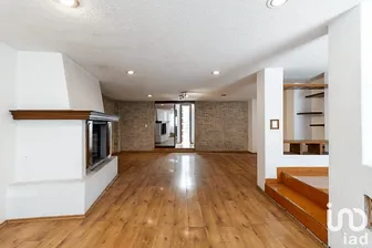 NEX-237558 - Casa en Renta, con 3 recamaras, con 2 baños, con 100 m2 de construcción en Ampliación Alpes, CP 01710, Ciudad de México.