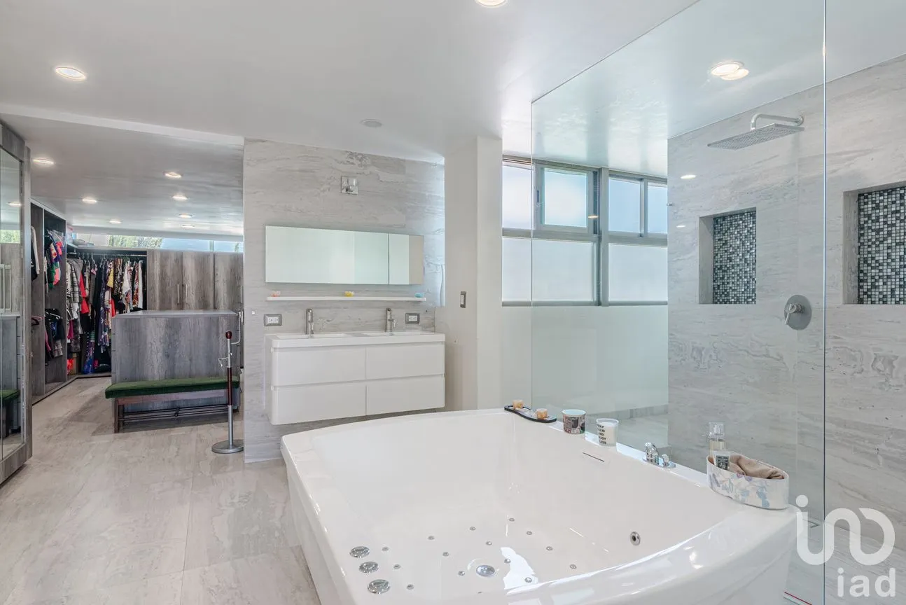 Casa en Venta en Lomas de Tecamachalco, Naucalpan de Juárez, México | NEX-242152 | iad México | Foto 16 de 19