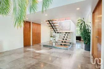 NEX-242152 - Casa en Venta, con 3 recamaras, con 4 baños, con 580 m2 de construcción en Lomas de Tecamachalco, CP 53950, México.